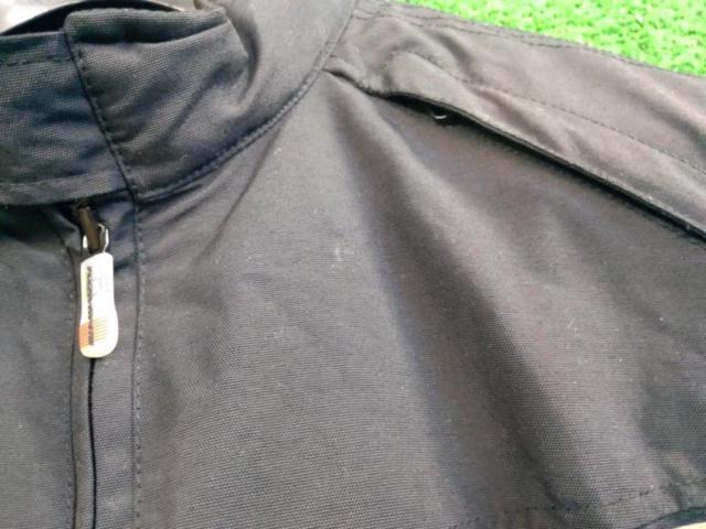 KOMINE Protect Short Winter Jacket
Size: L
black
Part number: 07-584