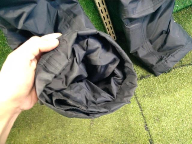 Nankaibuhin Nylon Overpants
Size M