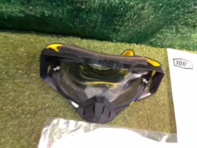 100% Off-Road Goggles and Accessories Set
Black / Yellow