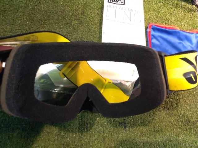 100% Off-Road Goggles and Accessories Set
Black / Yellow