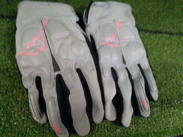 KUSHITANI Mesh Gloves
Size:
XL