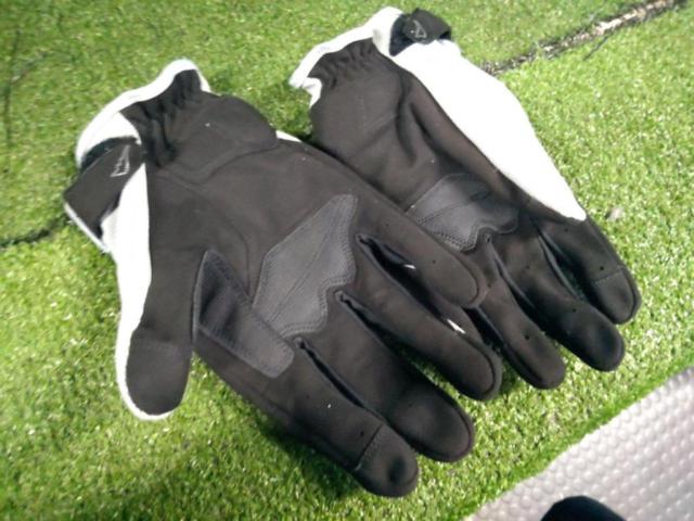 KUSHITANI Mesh Gloves
Size:
XL