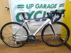 ※左前ブレーキ仕様 TREK MADONE 6.9 2010年モデル 700×23c 2×10s カーボンロードバイク ホワイト