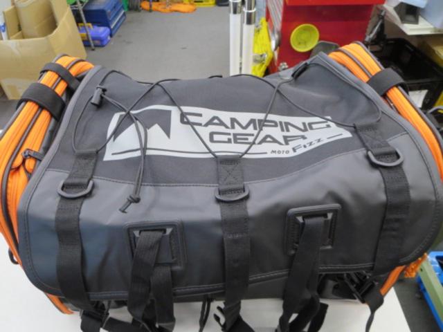 TANAX MFK254 キャンピングシシートバッグ2 ブラック/オレンジ 