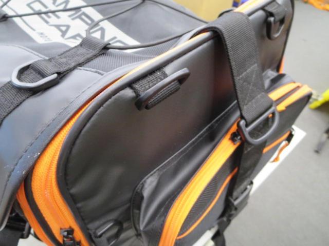 TANAX MFK254 キャンピングシシートバッグ2 ブラック/オレンジ 