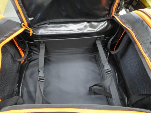 TANAX MFK254 キャンピングシシートバッグ2 ブラック/オレンジ 