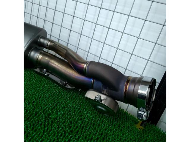 HONDA
Genuine \"AKRAPOVIC\" silencer
CBR1000RR-R (SC82)