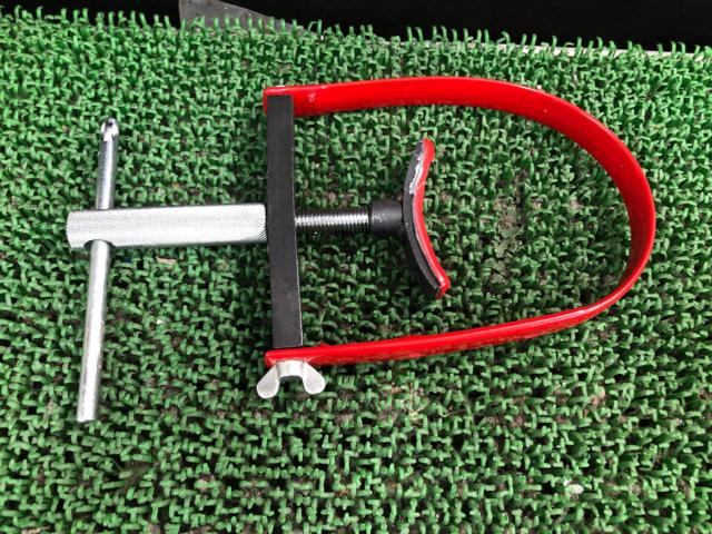 メーカー不明 U字型 プーリーホルダー