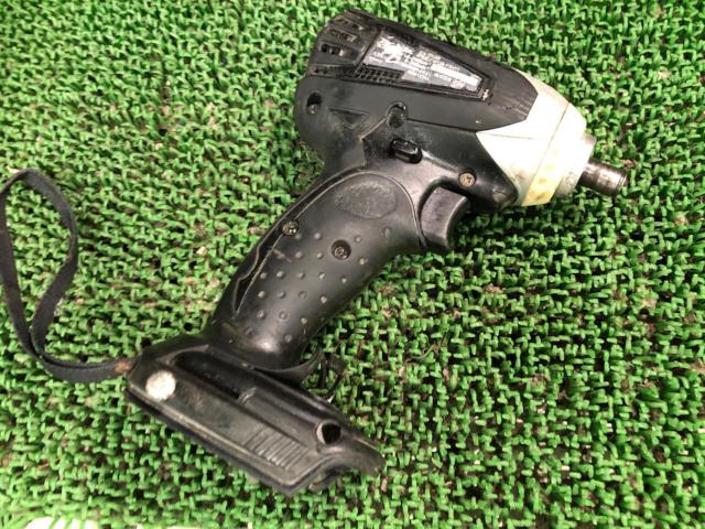 makita  マキタ TD132D 充電式インパクトドライバー