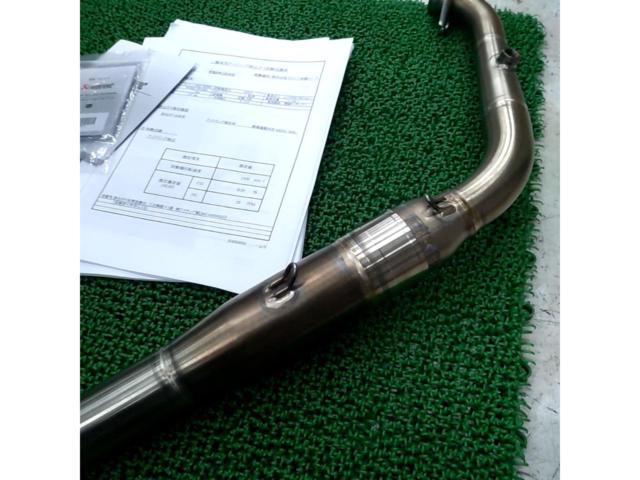 AKRAPOVICRACING (1-1)
Titanium
XSR125
(RE46J/E34LE)