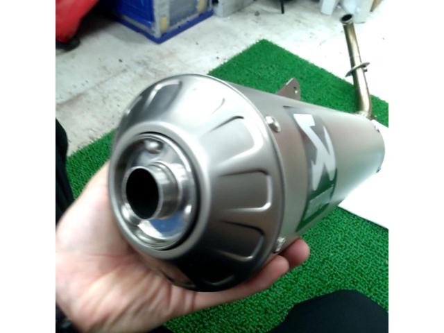 AKRAPOVICRACING (1-1)
Titanium
XSR125
(RE46J/E34LE)
