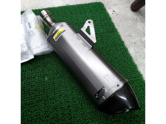 AKRAPOVIC slips online
Ninja250/400(’18-’24)/Z250/400(’18-’24)