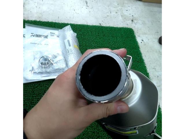 AKRAPOVIC slips online
Ninja250/400(’18-’24)/Z250/400(’18-’24)