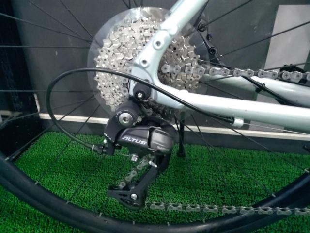 GIANT ESCAPE RX2 DISC LTD 2024 700c 2×9S クロスバイク  スーパーノヴァ サイズ:S 適正身長:160-175cm