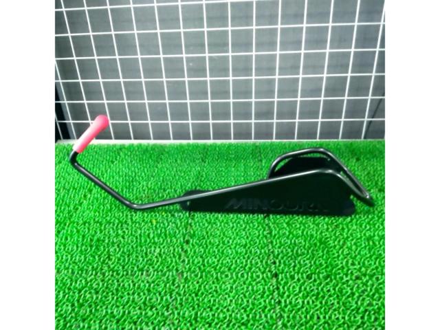 MINOURA バイクハンガーV2 設置型ディスプレイスタンド 1