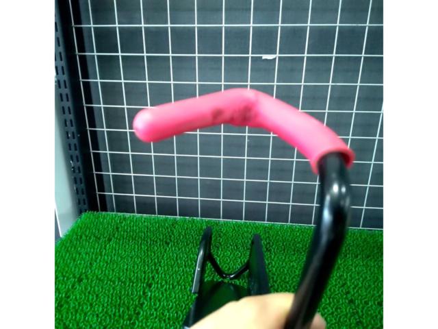 MINOURA バイクハンガーV2 設置型ディスプレイスタンド 1