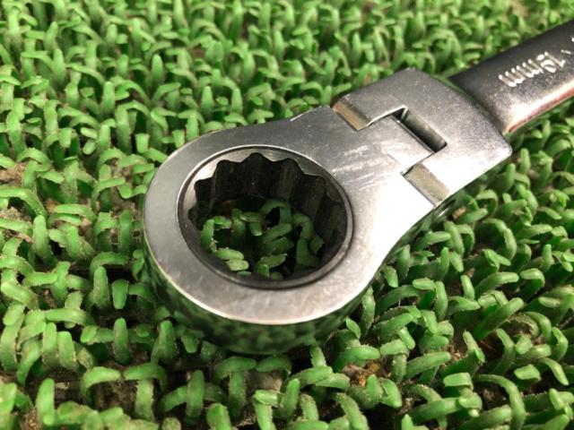 メーカー不明 コンビネーションラチェットレンチ 19mm