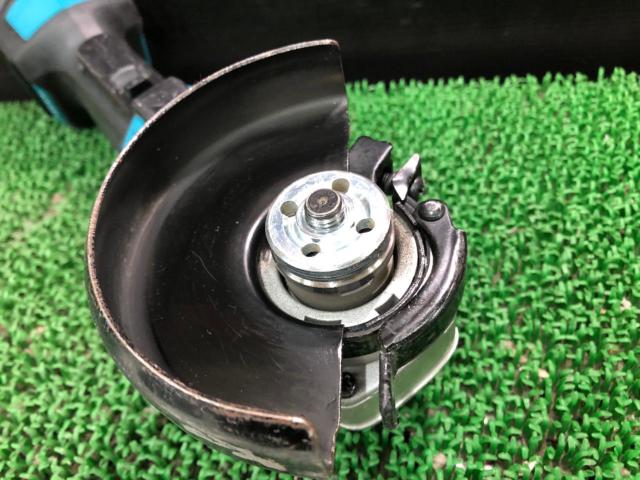 マキタ makita  18V 100mm 充電式ディスクグラインダ GA418DZ(本体のみ)