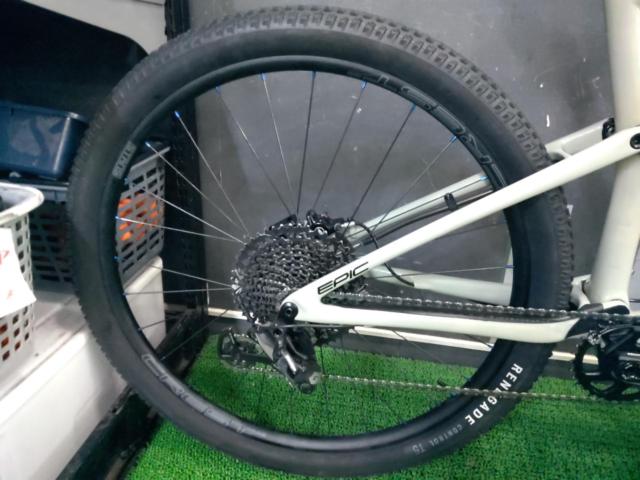 SPECIALIZED Epic Expert EVO 2019年モデル 29インチ SRAM GX EAGLE 12S カーボンMTB グレー