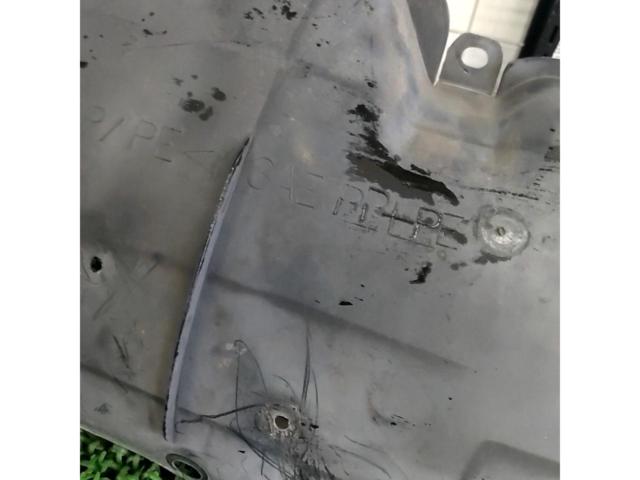 Toyota Genuine Splash Shield
Supra / JZA80
Late]