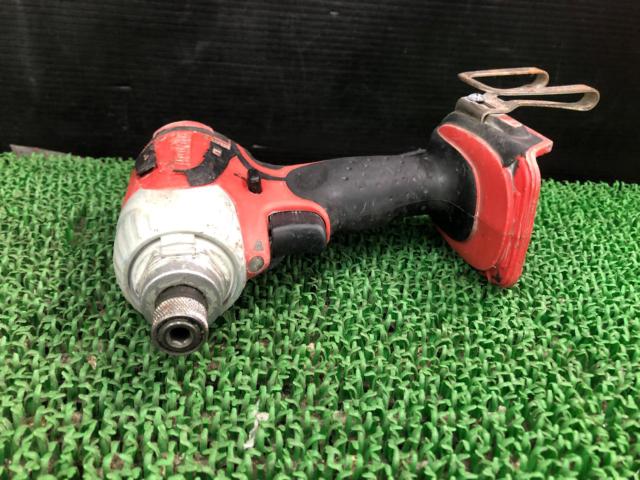 マキタ makita インパクトドライバー  TD131D