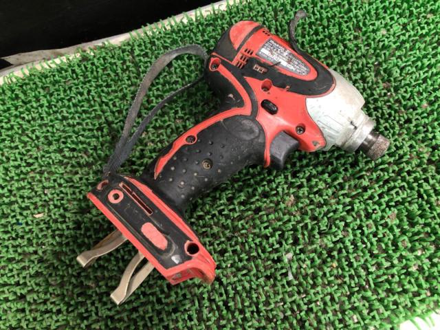 マキタ makita インパクトドライバー  TD131D