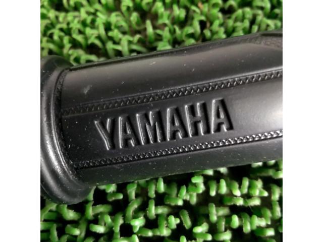 【YAMAHA】純正グリップ マジェスティS(SG28J)
