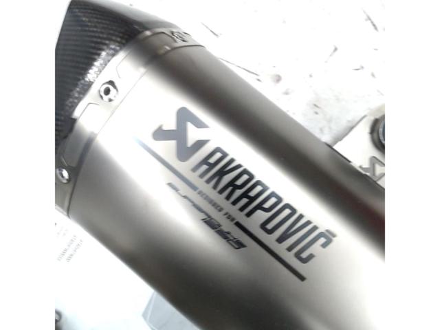 KTM
PowerParts
Titanium Hexagonal Slip-on
1290 Super Duke-R ('14-'19)