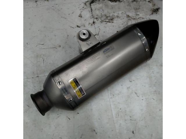 KTM
PowerParts
Titanium Hexagonal Slip-on
1290 Super Duke-R ('14-'19)