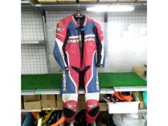 サイズ:LW BERIK レーシングレザースーツ