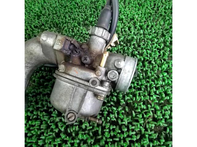 HONDA
Genuine carburetor and manifold
Magna 50 (AC13)