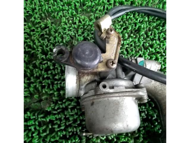 HONDA
Genuine carburetor and manifold
Magna 50 (AC13)