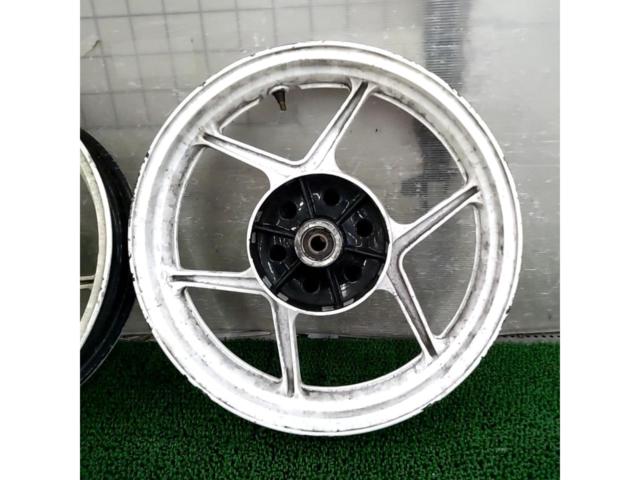 Kawasaki
Genuine front and rear wheel set
Ninja250R (EX250K)