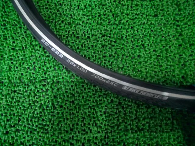 SCHWALBE MARATHON 700×25c チューブドタイヤ