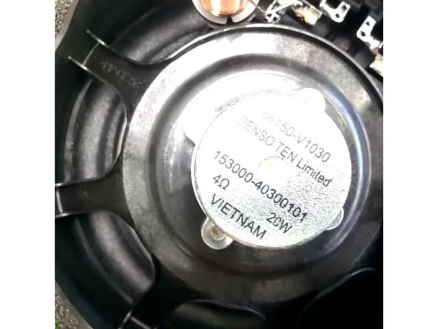TOYOTA
Genuine speakers for 90-series Noah/Voxy