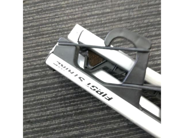 CARMATE
ZR303
Rod holder