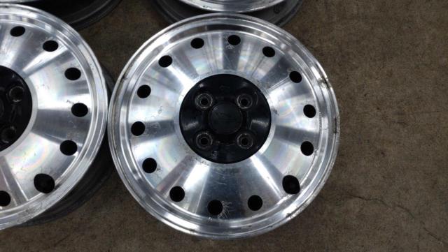 Daihatsu
Naked / L750S
Original aluminum wheel