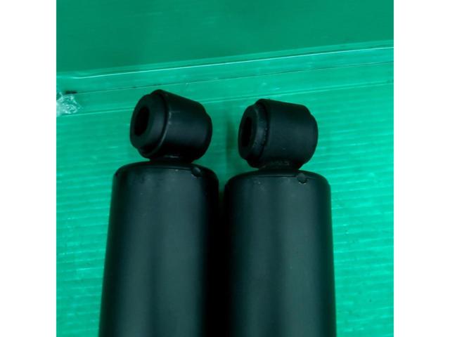 【トヨタ純正】200系ハイエース リアショック 48531-26A10