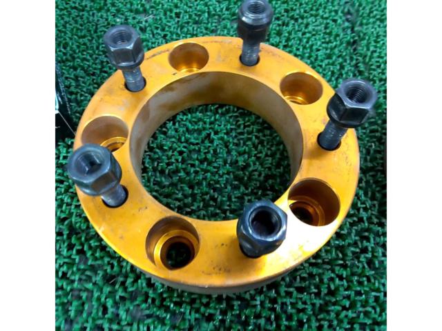 メーカー不明 ワイドトレットスペーサー【M12×P1.25 139.7-5H 40mm】