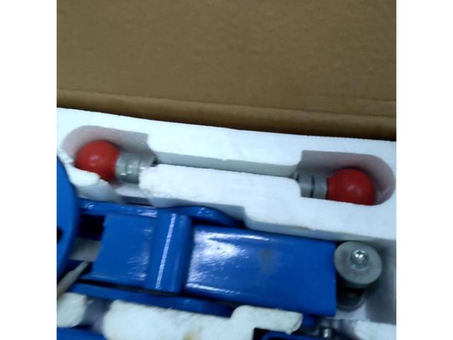 メーカー不明 爪折り機