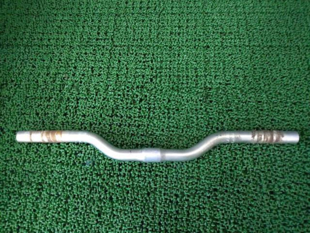Φ25.4/480mm NITTO B220AAF ライザーバー シルバー