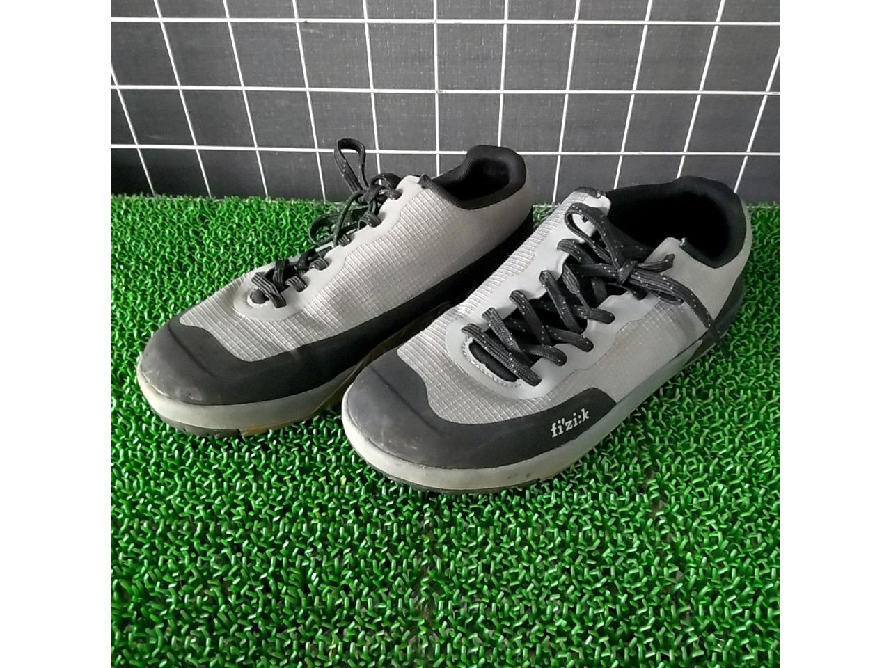 【サイズ25.7cm】FIZIK GRAVITA VERSOS FALT SHOES