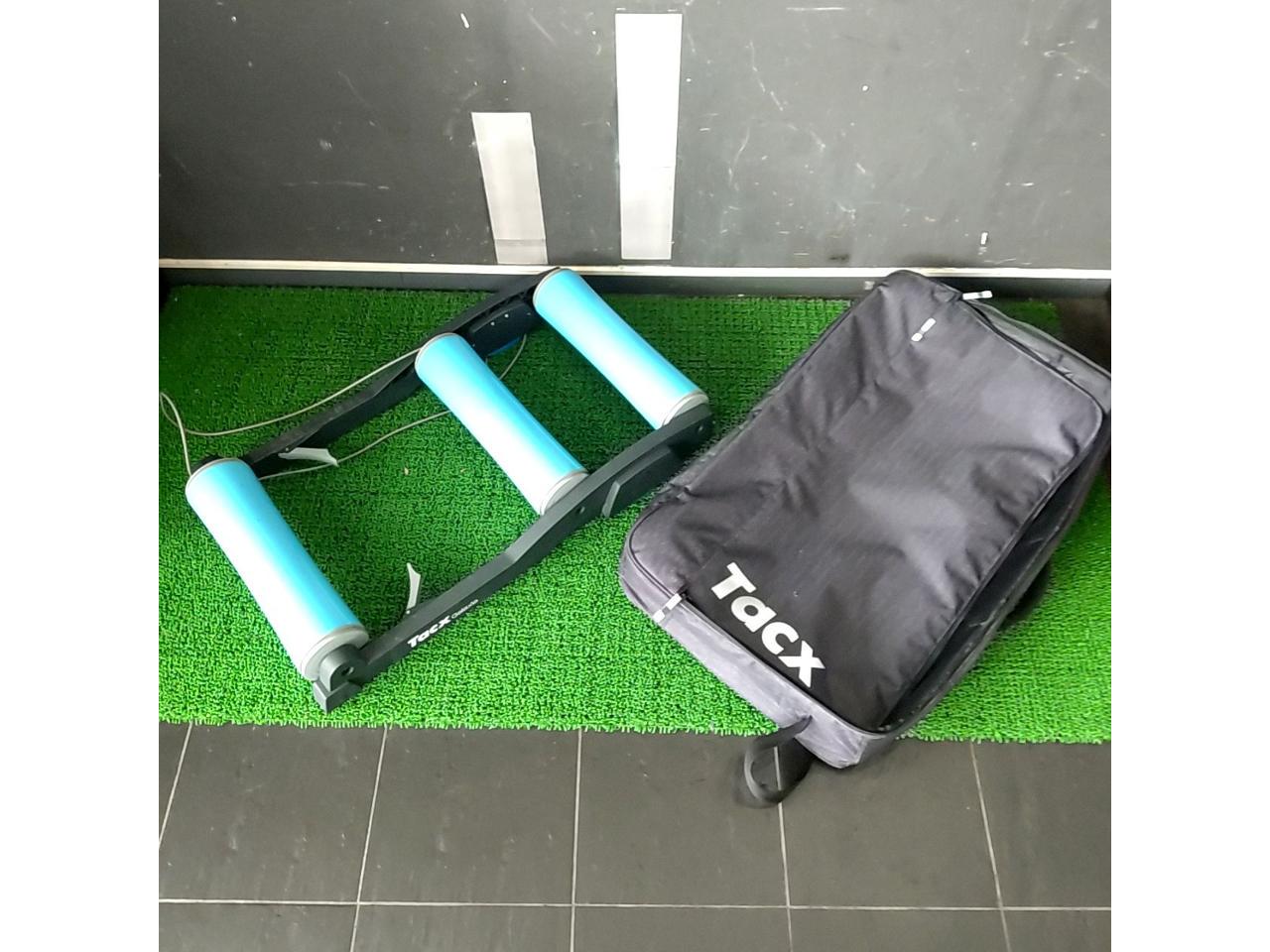 TACX GALAXIA 3本ローラー ※バッグ付き