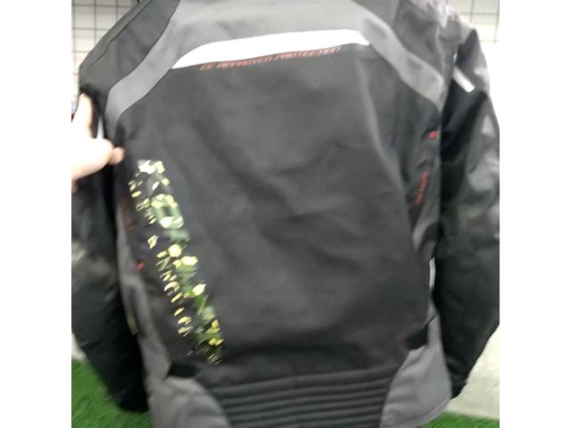 Size L
KOMINE
Protect short winter jacket
07-581