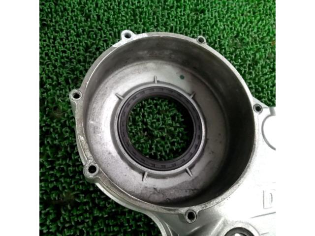 DUCATI
Genuine clutch cover
996/Monster 900 etc.