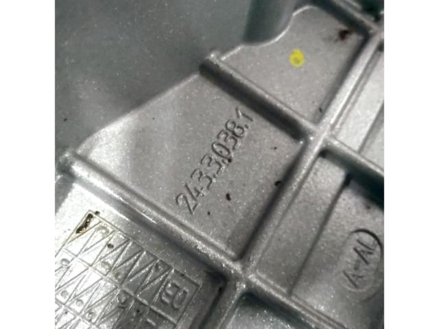 DUCATI
Genuine clutch cover
996/Monster 900 etc.