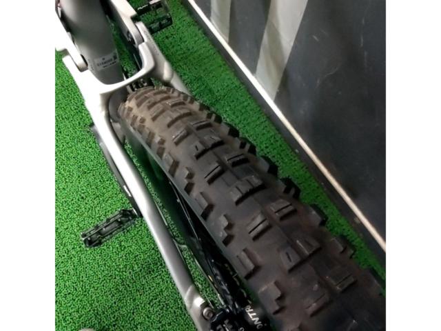 TREK FUEL EX8 29 2018年モデル 29インチ 1×12s フルサスMTB シルバー サイズ:M17.5 適正身長:165-177cm ※要ブリーディング