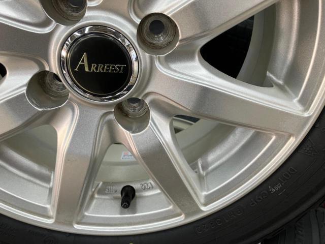 ☆新品スタッドレスタイヤ付き☆ARREEST 8本スポーク + YOKOHAMA iceGUARD iG52C