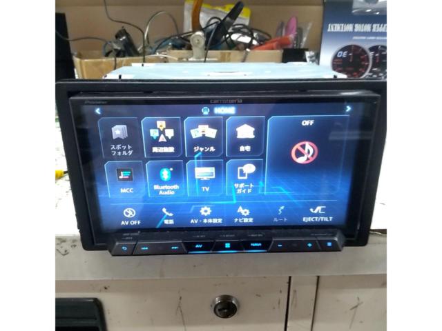 carrozzeria
AVIC-CZ 902
CYBER NAVI