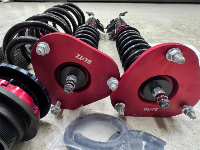 BLITZ
DAMPER
ZZ-R
[30 series
Alphard / Vellfire]